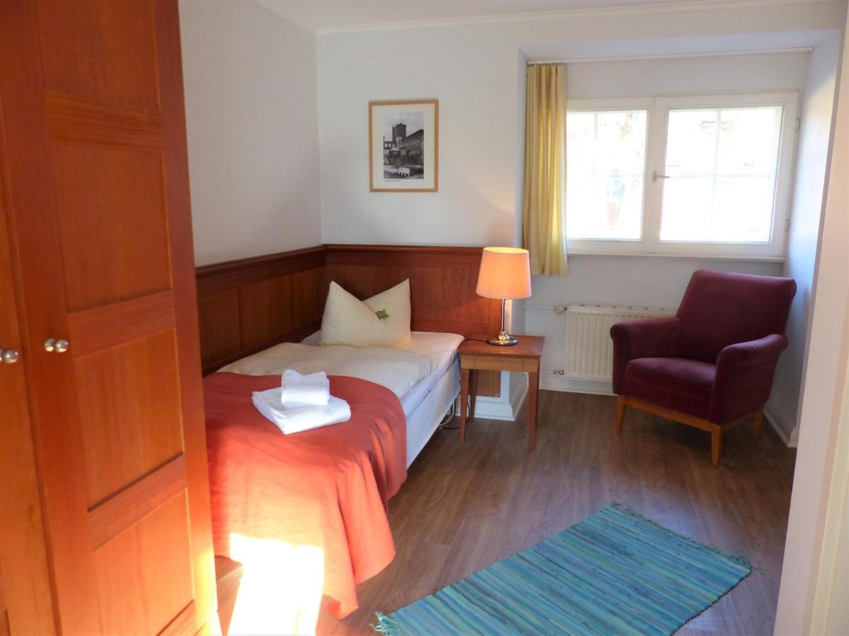 Hotel Vierseithof 卢肯瓦尔德 外观 照片