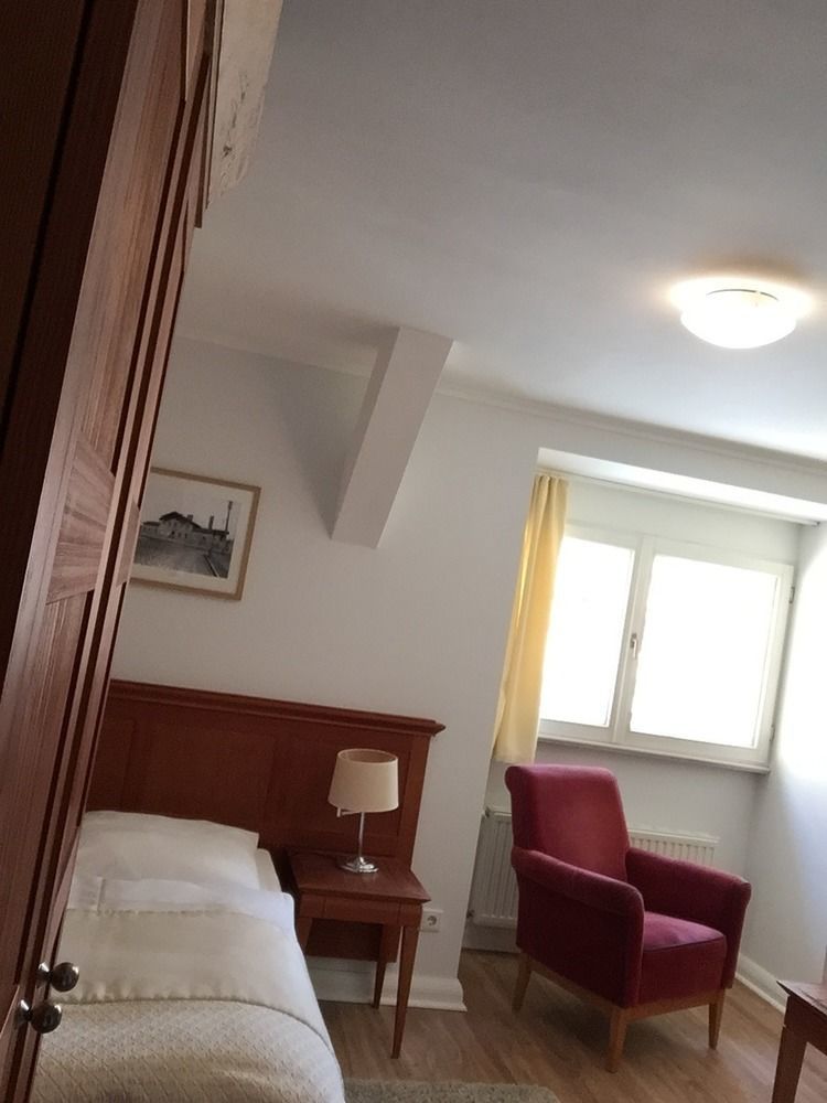 Hotel Vierseithof 卢肯瓦尔德 外观 照片