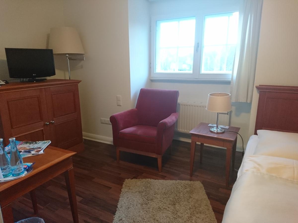 Hotel Vierseithof 卢肯瓦尔德 外观 照片